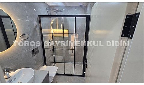 Didim Efeler Mahallesi’nde Geniş, Modern ve Konforlu Villa 
