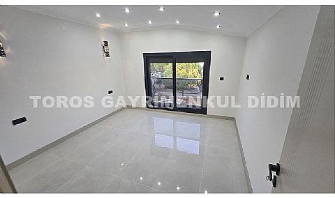 Didim Efeler Mahallesi’nde Geniş, Modern ve Konforlu Villa 