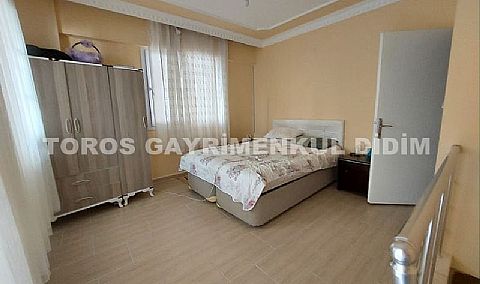 Didim Efelerde 2+1 Ayrı Mutfak Ters Dubleks Daire