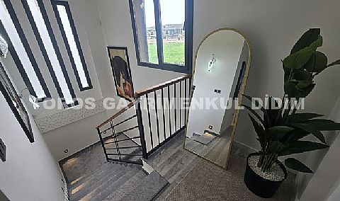 Didim efelerde 500 m2 arsa üzerine kurulu sıfır eşyalı müstakil satılık