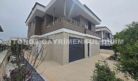 Didim efelerde 500 m2 arsa üzerine kurulu sıfır eşyalı müstakil satılık