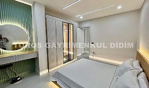 Didim efelerde 500m2 arsa üzerine kurulu satılık 5+1 sıfır eşyalı villa