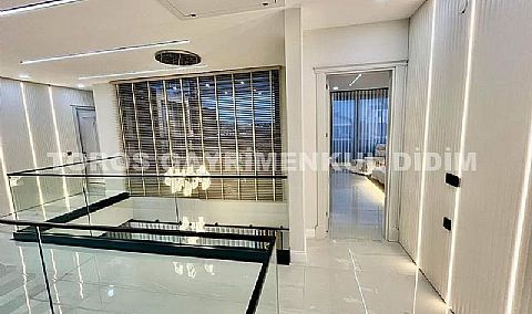 Didim efelerde 500m2 arsa üzerine kurulu satılık 5+1 sıfır eşyalı villa