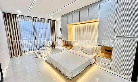 Didim efelerde 500m2 arsa üzerine kurulu satılık 5+1 sıfır eşyalı villa