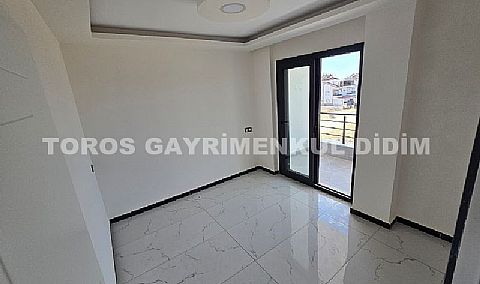 Didim efelerde asansörlü binada satılık 3+1 apartman dubleksi