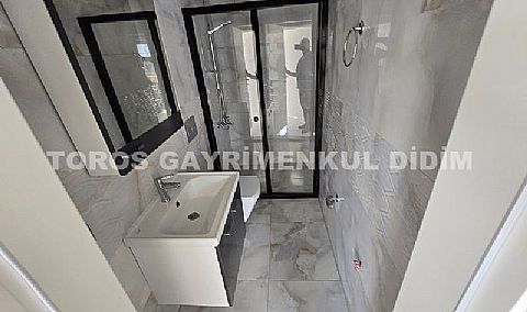 Didim efelerde asansörlü binada satılık 3+1 apartman dubleksi
