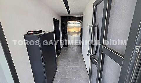 Didim efelerde asansörlü binada satılık 3+1 apartman dubleksi