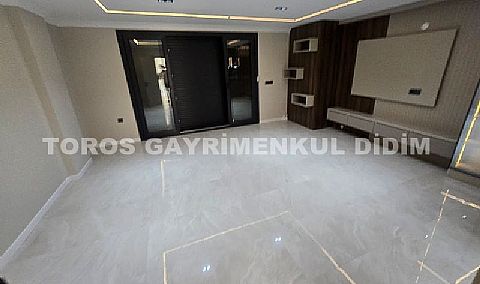 Didim efelerde havuzlu satılık 3+1 villa 