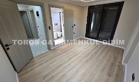 Didim efelerde havuzlu satılık 3+1 villa 