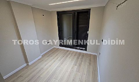 Didim efelerde havuzlu satılık 3+1 villa 