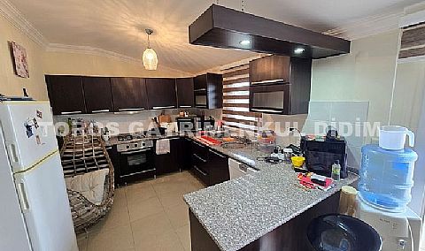 Didim efelerde havuzlu sitede satılık full eşyalı 3+1 dubleks daire