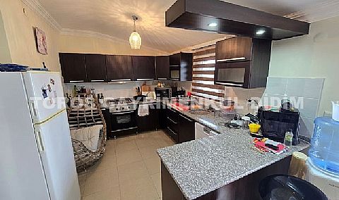 Didim efelerde havuzlu sitede satılık full eşyalı 3+1 dubleks daire
