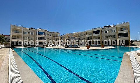 Didim efelerde havuzlu sitede satılık full eşyalı 3+1 dubleks daire