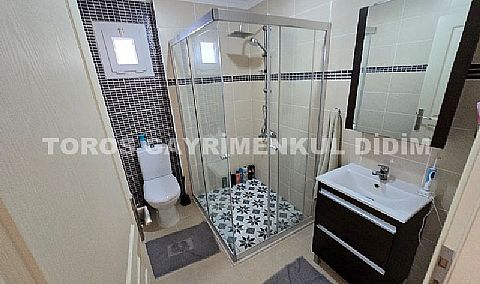 Didim efelerde havuzlu sitede satılık full eşyalı 3+1 dubleks daire