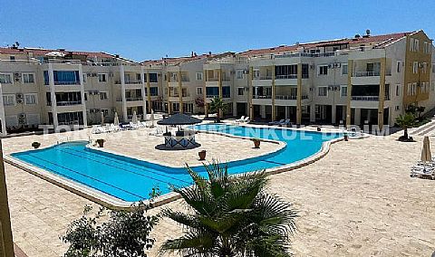 Didim efelerde havuzlu sitede satılık full eşyalı 3+1 dubleks daire