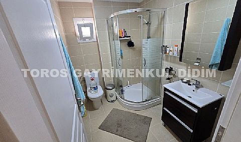 Didim efelerde havuzlu sitede satılık full eşyalı 3+1 dubleks daire