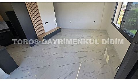 Didim efelerde havuzlu sitede satılık yazlık dubleks villa