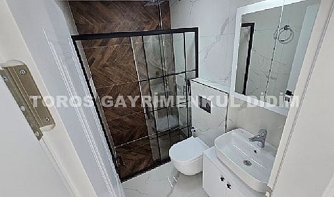 Didim efelerde satılık havuzlu ayrı mutfaklı villa