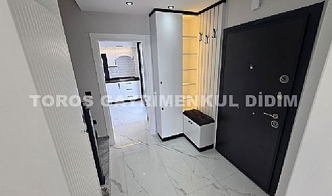 Didim efelerde satılık havuzlu ayrı mutfaklı villa
