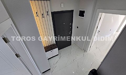 Didim efelerde satılık havuzlu ayrı mutfaklı villa