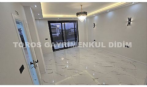 Didim efelerde satılık müstakil 4+1 havuzlu villa