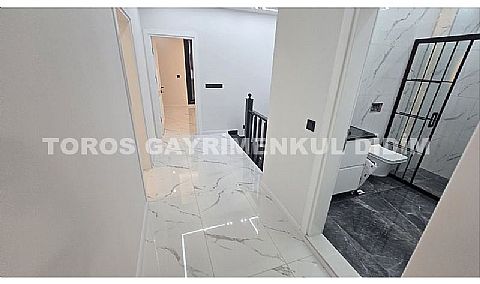 Didim efelerde satılık müstakil 4+1 havuzlu villa