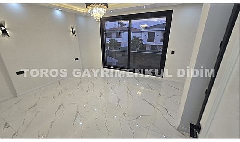 Didim efelerde satılık müstakil 4+1 havuzlu villa