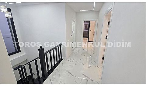 Didim efelerde satılık müstakil 4+1 havuzlu villa