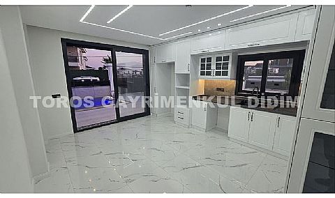 Didim efelerde satılık müstakil 4+1 havuzlu villa