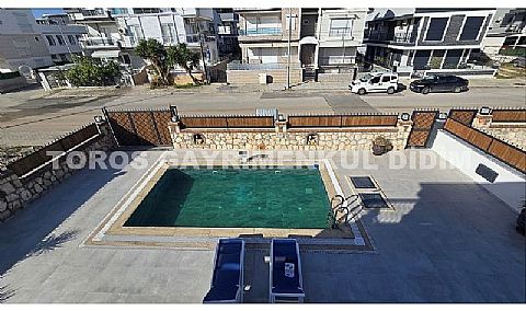 Didim Efeler,de  Sıfır Eşyalı 4+1 Eşyalı Müstakil Satılık Villa 