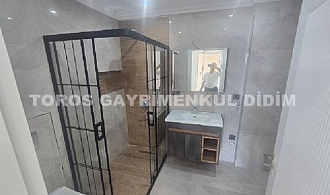 Didim Efeler’de 300 m2 Arsa Üzerine Kurulu Tam Müstakil Villa