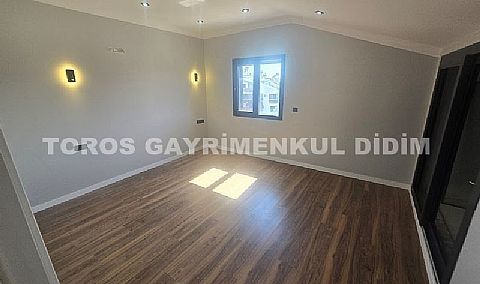 Didim Efeler’de 300 m2 Arsa Üzerine Kurulu Tam Müstakil Villa