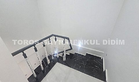 Didim Efeler’de 300 m2 Arsa Üzerine Kurulu Tam Müstakil Villa