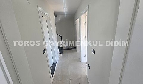 Didim Efeler’de 300 m2 Arsa Üzerine Kurulu Tam Müstakil Villa