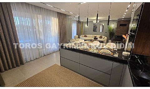 Didim Efeler’de 500m2 Arsa İçerisinde Full Eşyalı Ultra Lüks Villa