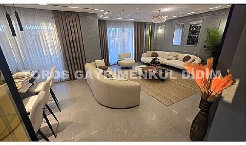 Didim Efeler’de 500m2 Arsa İçerisinde Full Eşyalı Ultra Lüks Villa