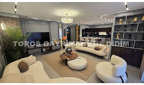Didim Efeler’de 500m2 Arsa İçerisinde Full Eşyalı Ultra Lüks Villa