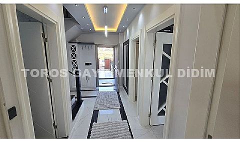 Didim Efeler’de 500m2 Arsa Üzerine Kurulu Full Eşyalı Satılık 5+1 Villa