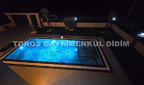 Didim Efeler’de Doğa Manzaralı,Akıllı Sistem Lüks Satilik Villa