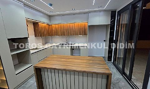 Didim Efeler’de Doğa Manzaralı,Akıllı Sistem Lüks Satilik Villa