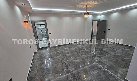 Didim Efeler’de Doğa Manzaralı,Akıllı Sistem Lüks Satilik Villa