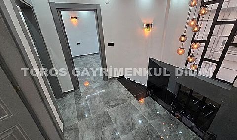 Didim Efeler’de Doğa Manzaralı,Akıllı Sistem Lüks Satilik Villa