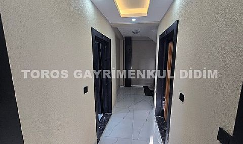 Didim Efeler’de Özel Otoparklı, Doğa ve Kısmen Deniz Manzaralı Sıfır Satılık Dubleks