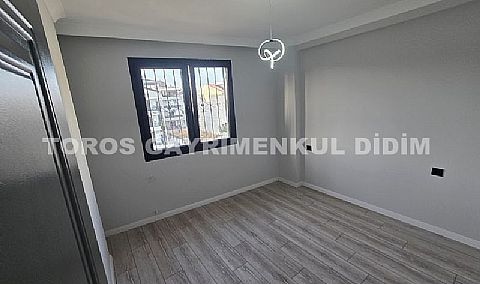 Didim Efeler’de Özel Otoparklı, Doğa ve Kısmen Deniz Manzaralı Sıfır Satılık Dubleks