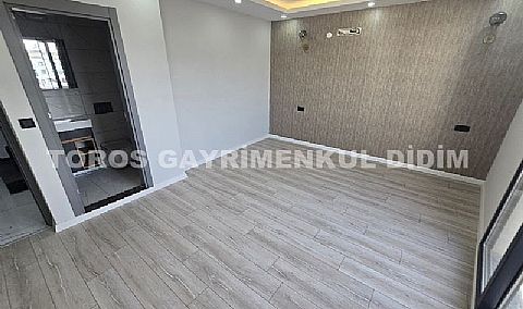 Didim Efeler’de Özel Otoparklı, Doğa ve Kısmen Deniz Manzaralı Sıfır Satılık Dubleks