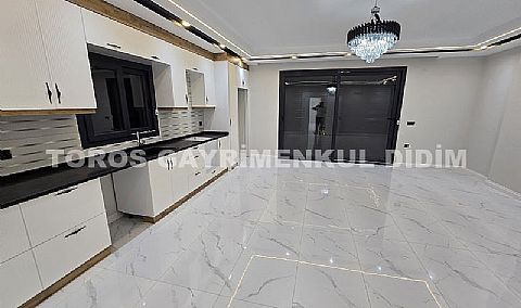 Didim Efeler’de Satılık Lüks Villa