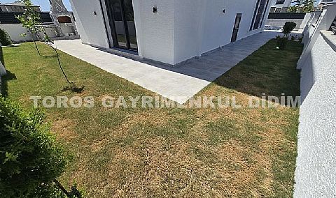 Didim Efeler’de Satılık Lüks Villa