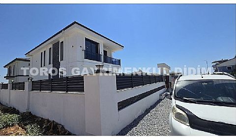 Didim Efeler’de Satılık Lüks Villa