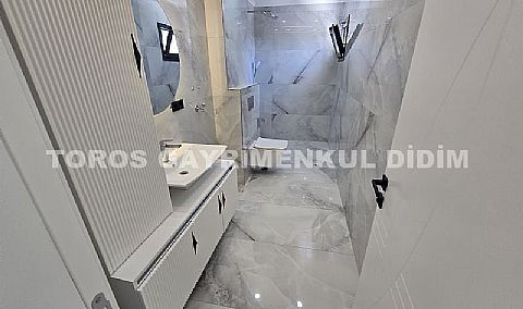 Didim Efeler’de Satılık Lüks Villa