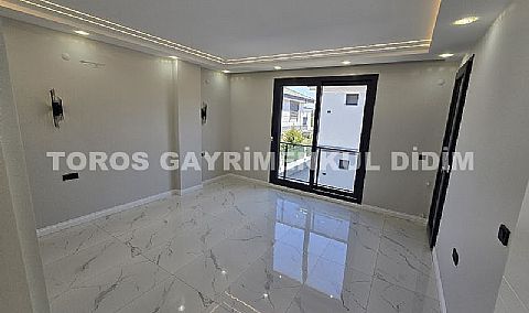 Didim Efeler’de Satılık Lüks Villa